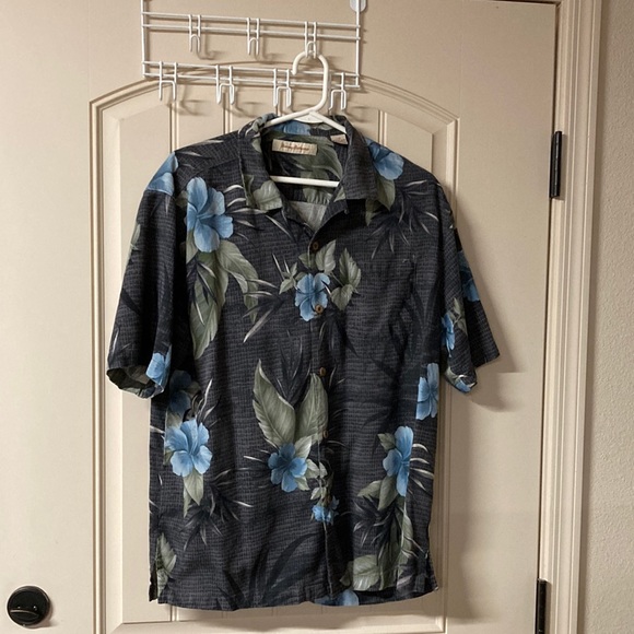 Tommy Bahama Hawaiian Floral Print Silk Shirt Mens Size L Button Up Short Sleeve - Picture 1 of 7